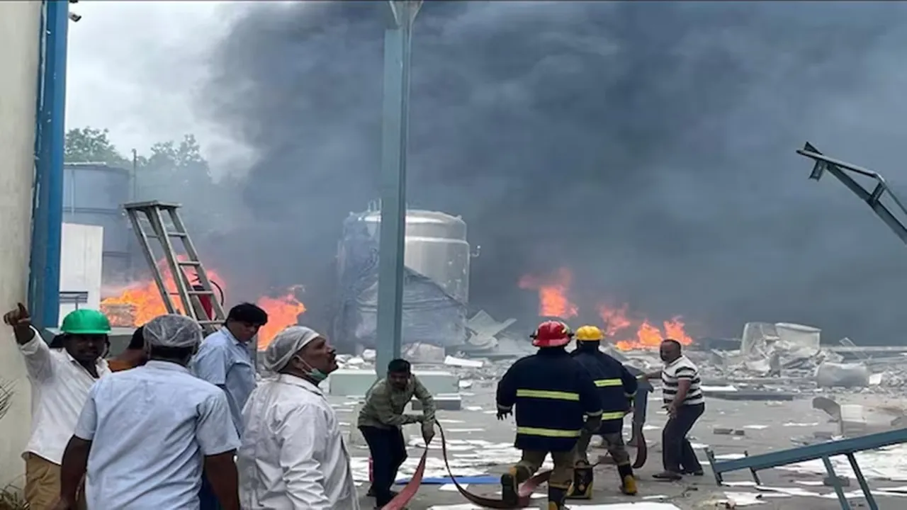 तेलंगाना फैक्ट्री विस्फोट में मरने वालों की संख्या 34 हुई, मलबे से निकाले गए 31 शव, तीन लोगों ने अस्पताल में तोड़ दम 