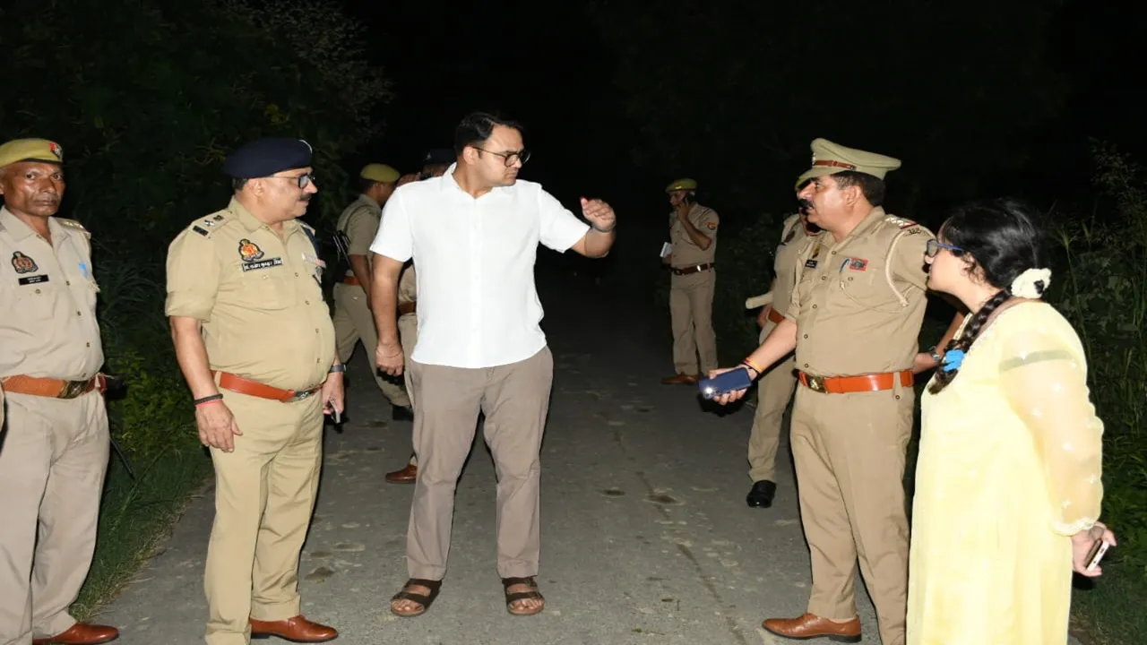 बदायूं: दो बाइकों में जोरदार भिड़ंत, एक ही गांव के चार की दर्दनाक मौत, परिजनों में चीत्कार