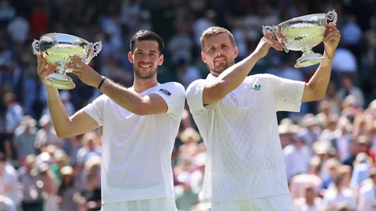 Wimbledon 2025: ग्रेट ब्रिटेन के कैश और ग्लासपूल ने विंबलडन युगल खिताब जीतकर रचा इतिहास 