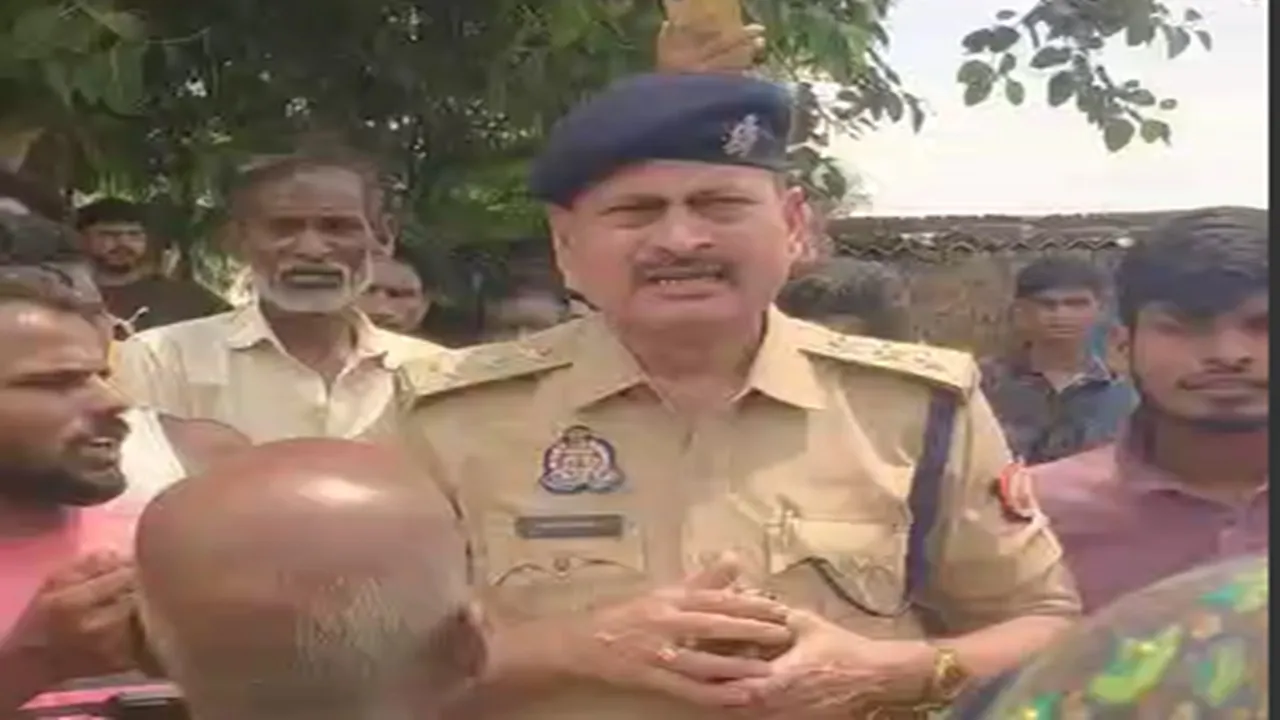 प्रयागराज: मिर्जापुर हाईवे पर हाइड्रा से कुचलकर राहगीर की मौत, लोगों ने किया चक्काजाम 