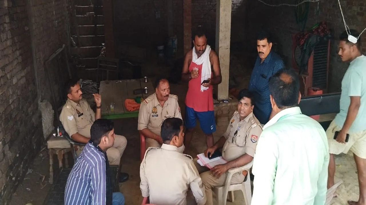 बाराबंकी: व्यापारी पर हमला व फायरिंग, कार छोड़ भागे हमलावर, जांच जारी 