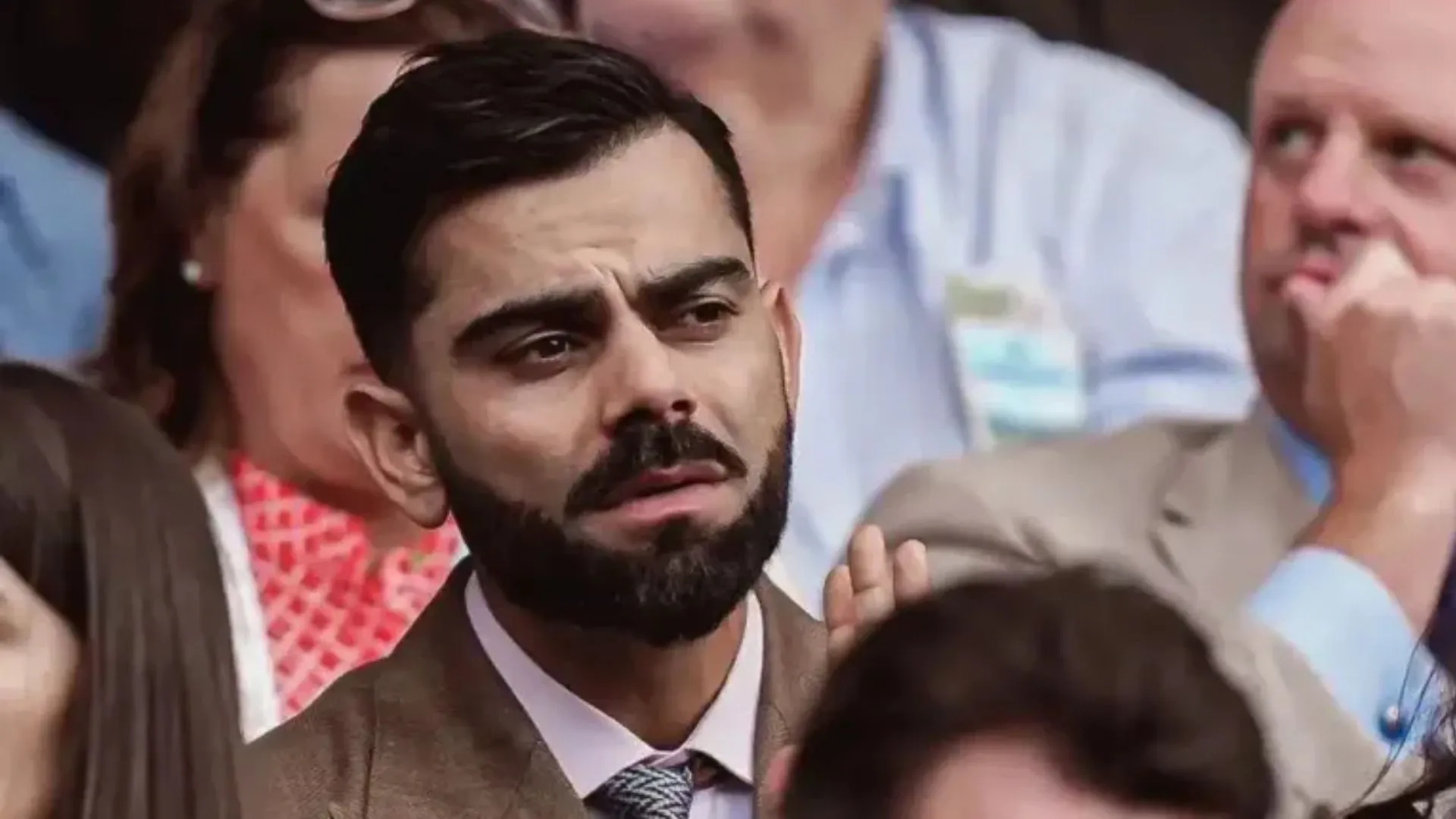 4 दिन में दाढ़ी रंगते हैं तो समय आ गया..टेस्ट क्रिकेट से संन्यास पर मजाकिया अंदाज में बोले विराट कोहली