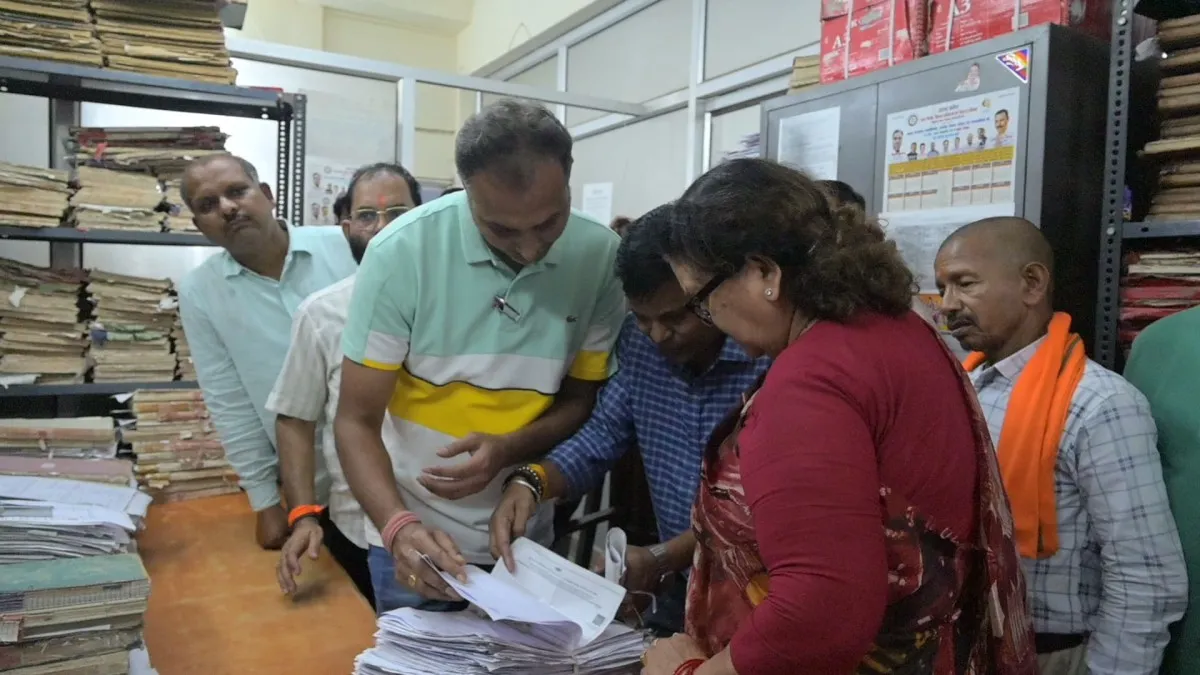 कानपुर में बांग्लादेशी, रोहिंग्या द्वारा जन्म प्रमाण पत्र बनवाने की आशंका, कई नाम संदिग्ध पाए गए, जांच के आदेश