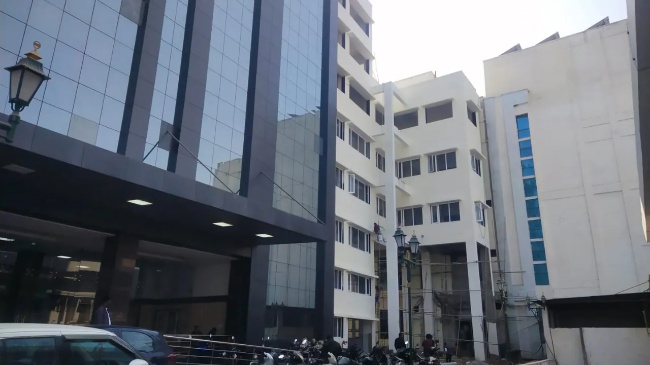 सीएम योगी देंगे केजीएमयू को नई सौगात, दो नए भवनों का लोकार्पण और तीन इमारतों का करेंगे शिलान्यास