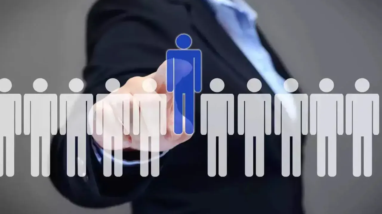 Festive Hiring 2025: रोजगार पाने का बंपर अवसर, 2.16 लाख नई नौकरियां, जानें कहां मिलेंगे सबसे ज्यादा अवसर