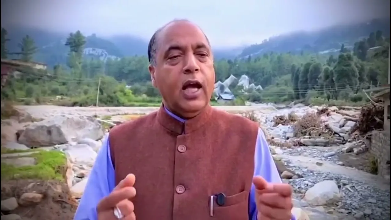 मंडी आपदा: जयराम ठाकुर की जनता से की अपील, कहा- सड़कें खोलने के लिए मशीनें कराएं उपलब्ध, ईंधन खर्च हम उठाएंगे