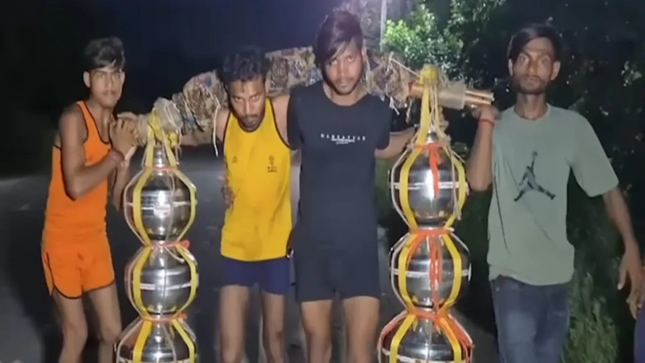 Sawan 2025: बाबा भोले का जलाभिषेक करने निलने साजिद और सन्नी, दो दोस्तों संग निकाल रहे कांवड़ यात्रा