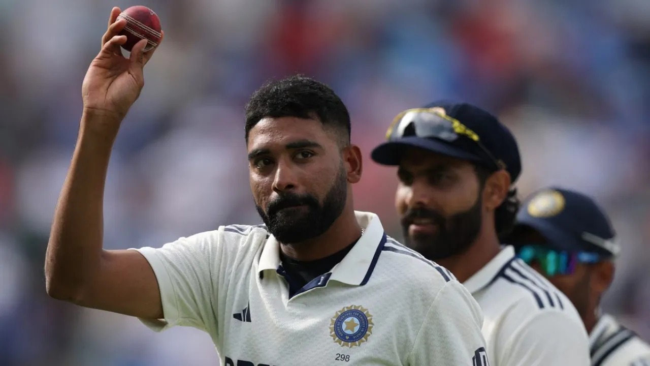 डकेट के विकेट का जश्न मनाने पर सिराज पर लगा जुर्माना, देनी होगी इतने प्रतिशत मैच फीस