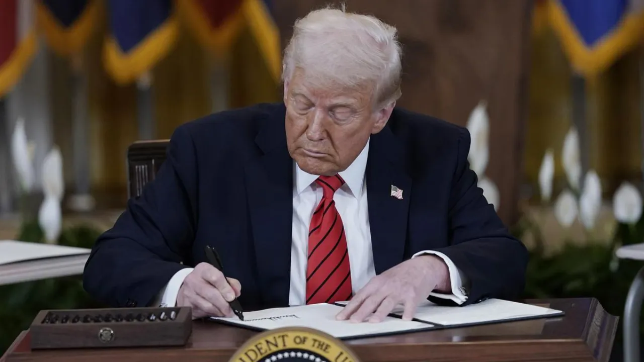 शिक्षा विभाग में छंटनी के लिए टंप को मिली हरी झंड़ी, उच्चतम न्यायालय ने 1,400 कर्मचारियों को हटाने की दी अनुमति