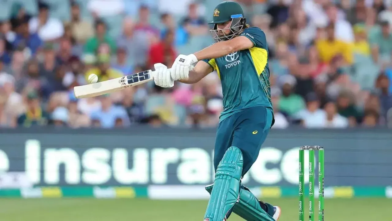 T20I क्रिकेट में इस बल्लेबाज का तूफानी प्रदर्शन, सिर्फ 37 गेंदों में जड़ा 102 रनों का शतक, 17 चौके-छक्कों से मचाया कोहराम