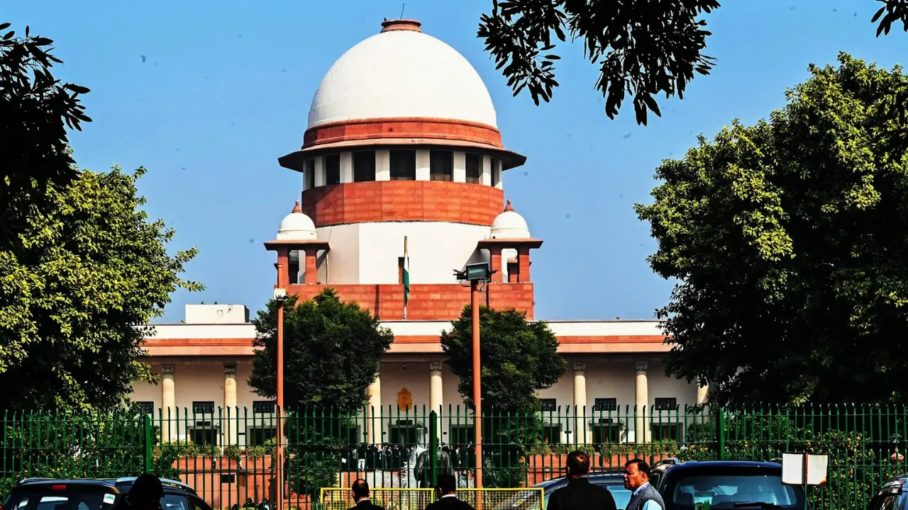 PMLA मामले में ईडी के अधिकारों से संबंधित फैसले की समीक्षा याचिकाओं पर सुप्रीम कोर्ट 31 जुलाई को करेगा सुनवाई