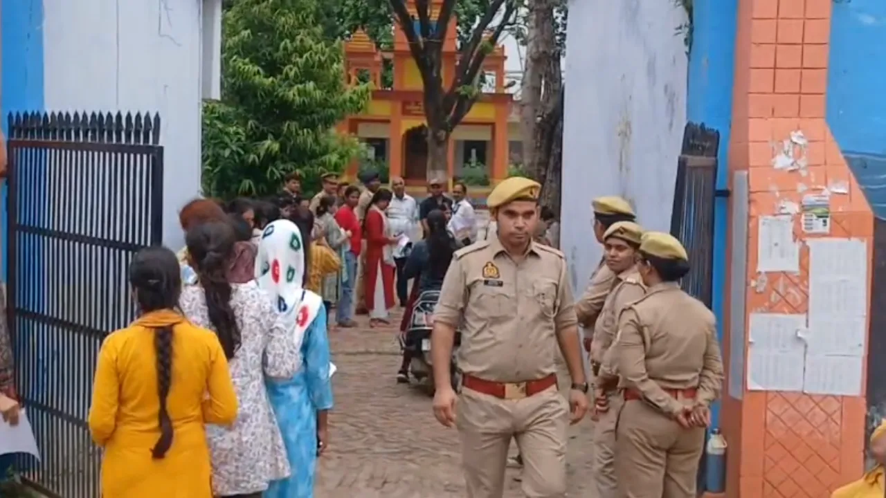 कड़ी सुरक्षा व्यवस्था के बीच शुरू हुई RO-ARO की परीक्षा, 5376 परीक्षार्थी होंगे शामिल