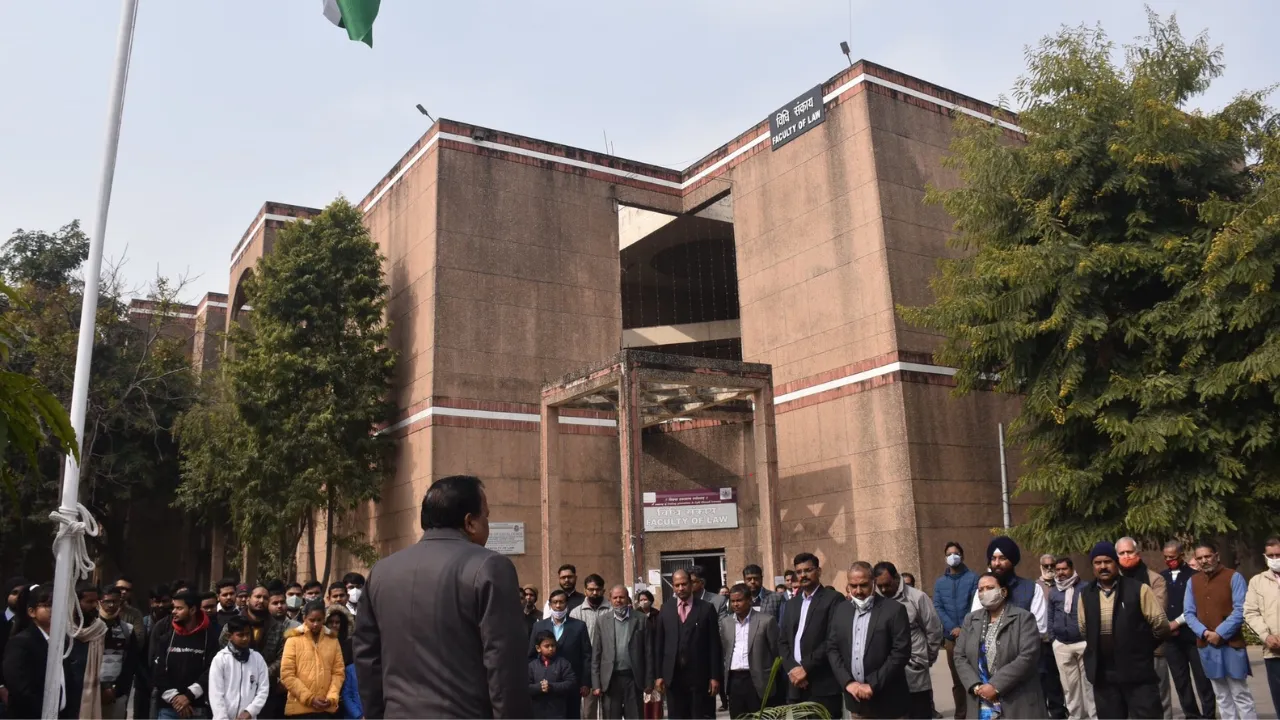 Lucknow University का दबदबा बरकरार, देश के टॉप 13 संस्थानों में एलयू का विधि संकाय शामिल