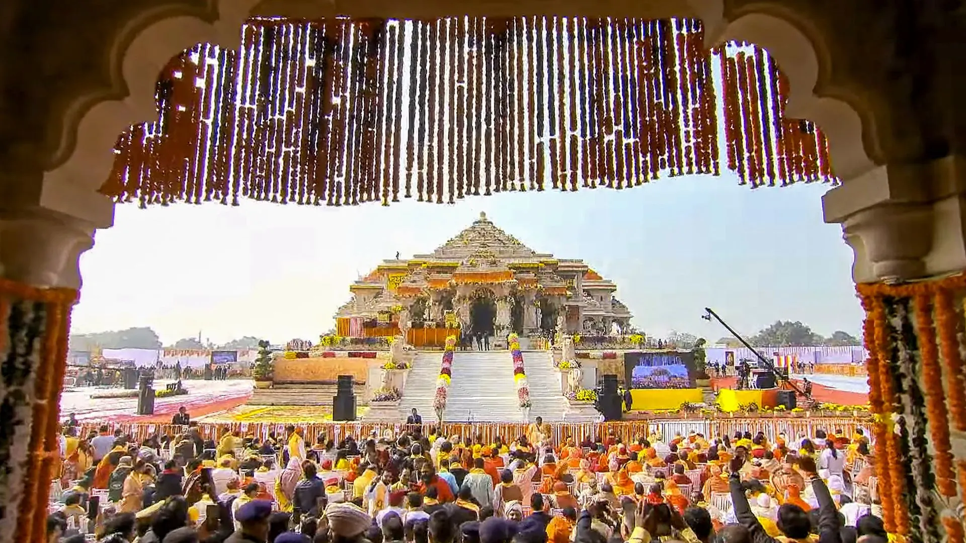 अयोध्या में प्राण प्रतिष्ठा जैसे उल्लास की तैयारी, विवाह पंचमी पर फहराई जाएगी 161 फीट ध्वज पताका 