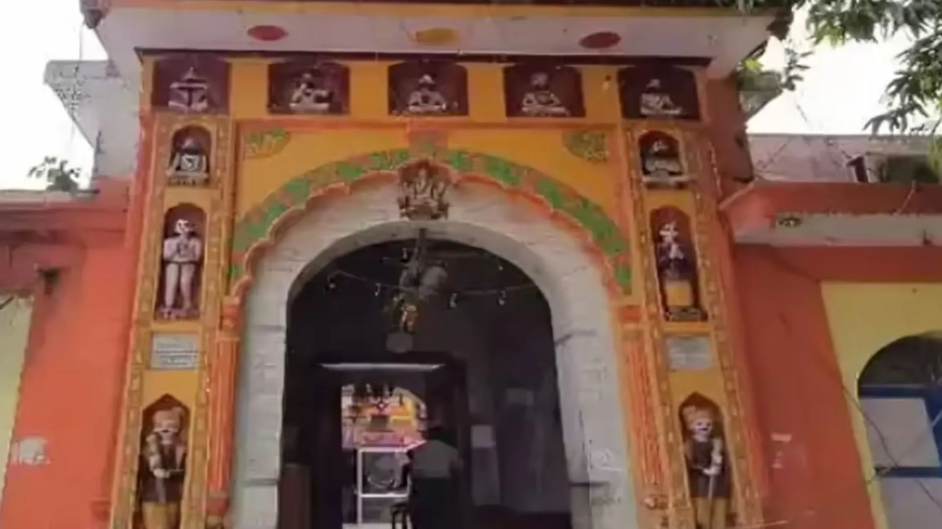 'मैं कुछ अलग सा लगाव महसूस करता हूं' हनुमान मन्दिर में पार्किंग और भरत कूप का लोकार्पण कर बोले जस्टिस मसूदी