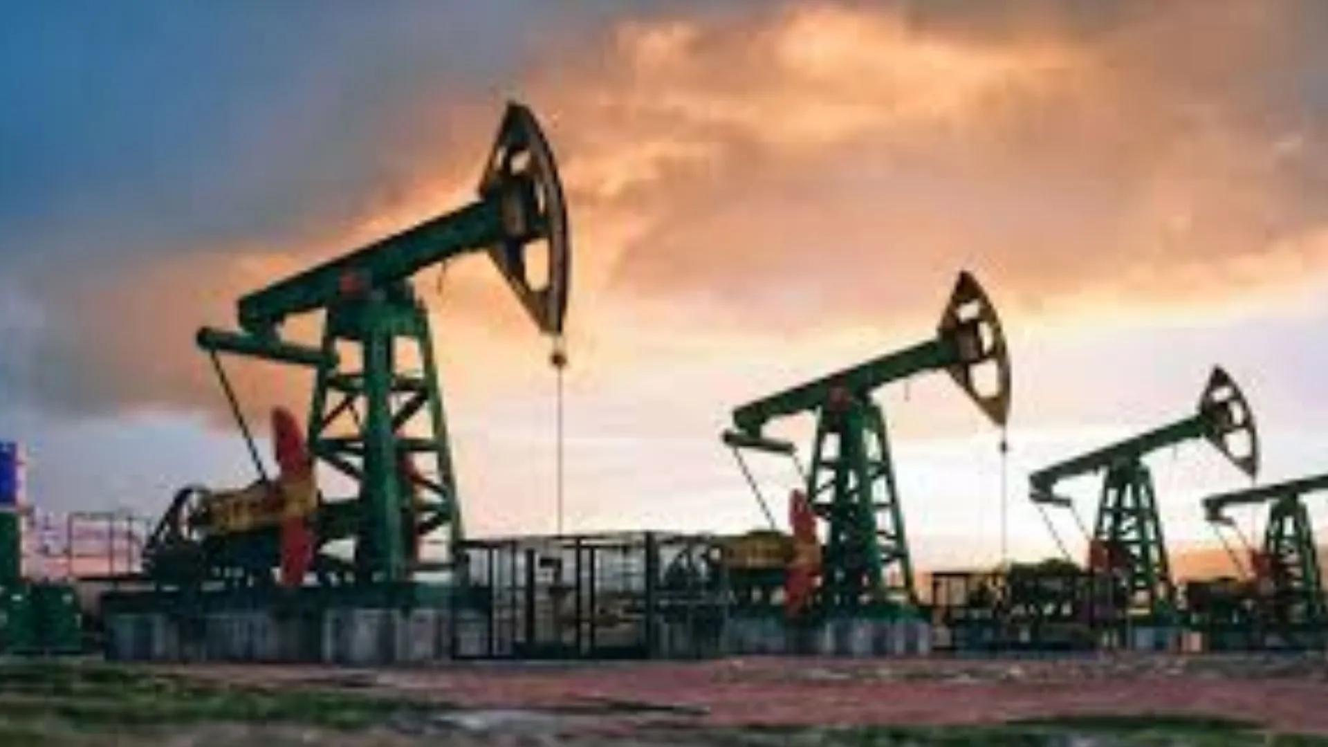 रुसी तेल खरीदने में भारत को फायदा: अमेरिकी शुल्क दबाव को खारिज करे सरकार 