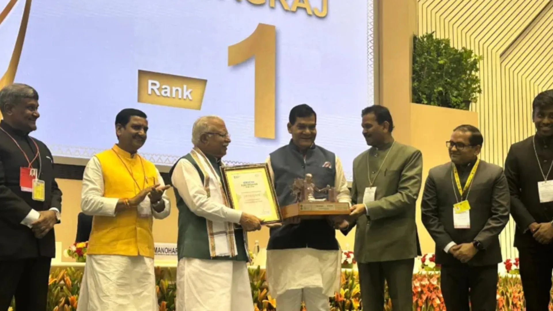 स्वच्छ सर्वेक्षण 2024-25: देश के 20 स्वच्छतम बड़े शहरों में से यूपी के 6 शहर शामिल, 44वें से तीसरे पायदान पर पहुंचा प्रदेश 