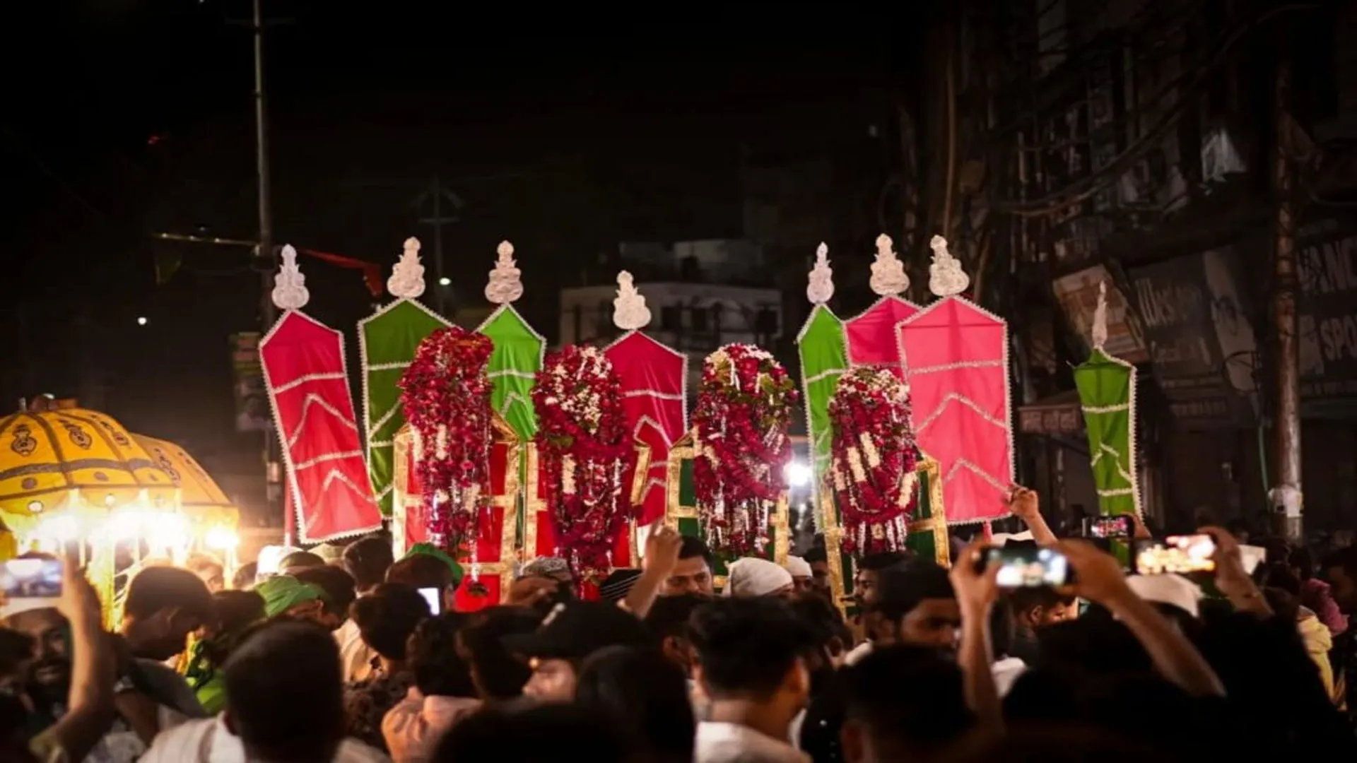 संभल में बच्चों के अलम और ताजिया उठाकर चलने पर लगी पाबंदी