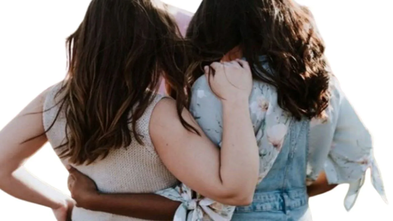 कैसा ये इश्क है! देवरानी और जेठानी को हुआ प्रेम, नकदी-जेवरात लेकर हुईं फरार, पति थाने के काट रहे चक्कर