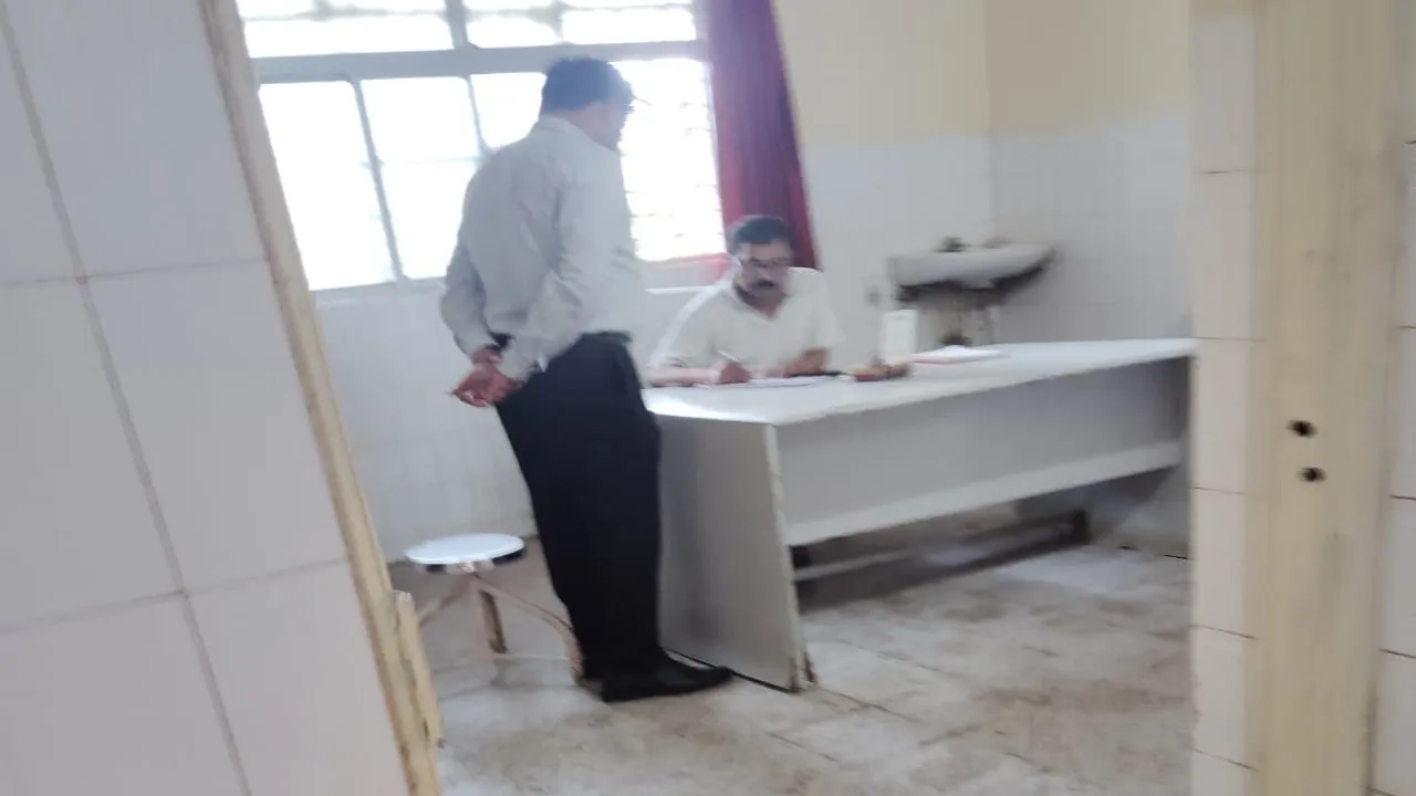 बीमार पड़ा 