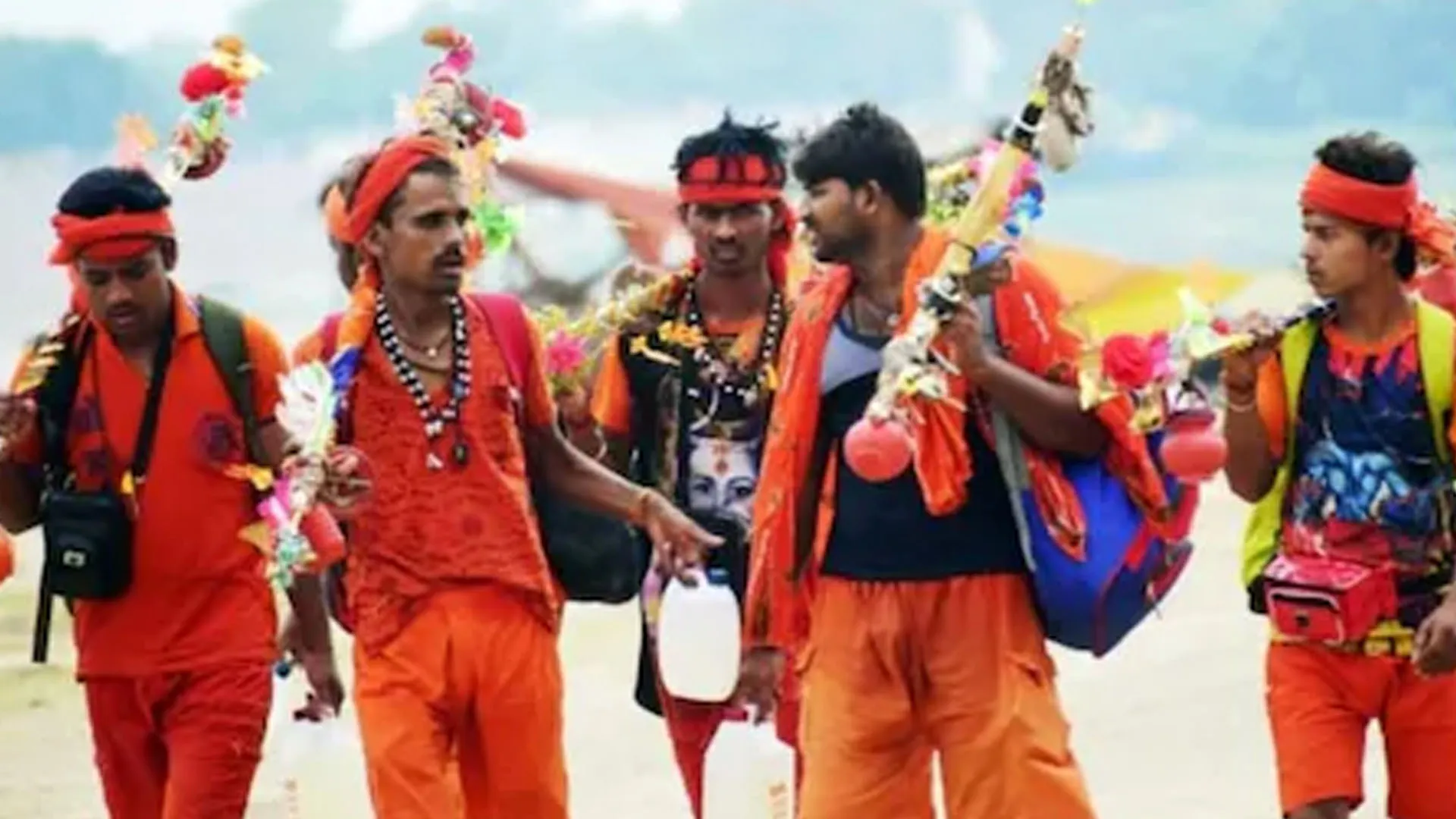 Bareilly: कांवड़ मार्ग पर खान-पान की दुकानों की निगरानी को टीमें गठित