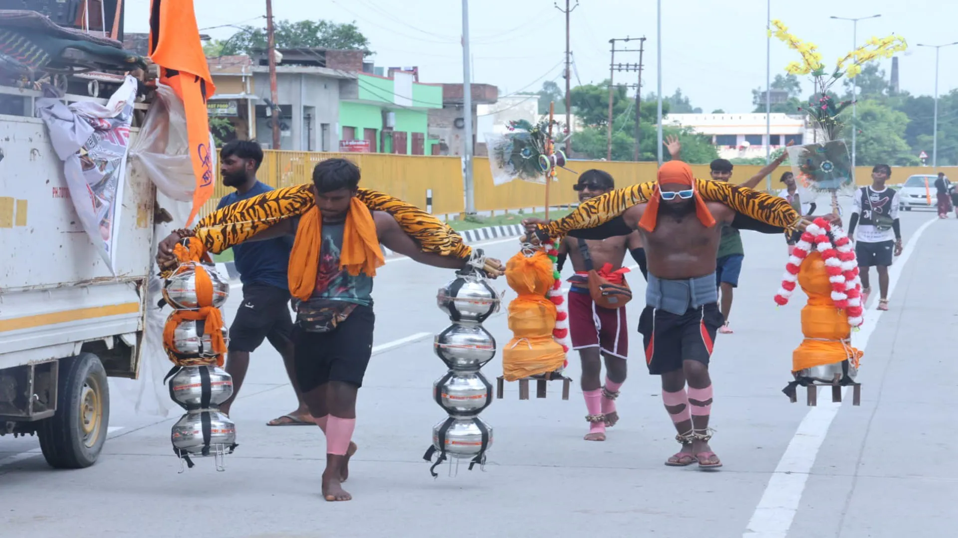 रामपुर: चहुंओर जय जयकार...शिवालयों में आस्था का ज्वार