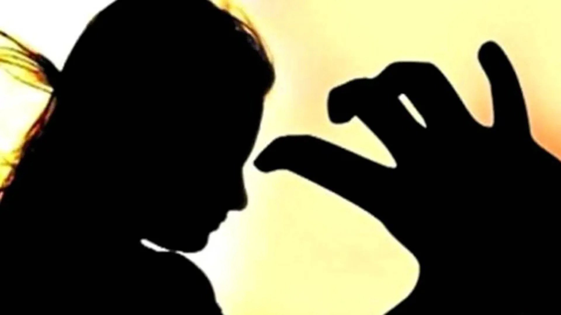 रामपुर: मनचलों पर कार्रवाई...महिला सिपाही से छेड़खानी करने वाले युवकों पर FIR