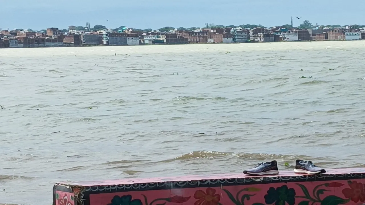 प्रयागराज में बाढ़ का खतरा: गंगा और यमुना नदियों का जलस्तर तेजी से बढ़ा