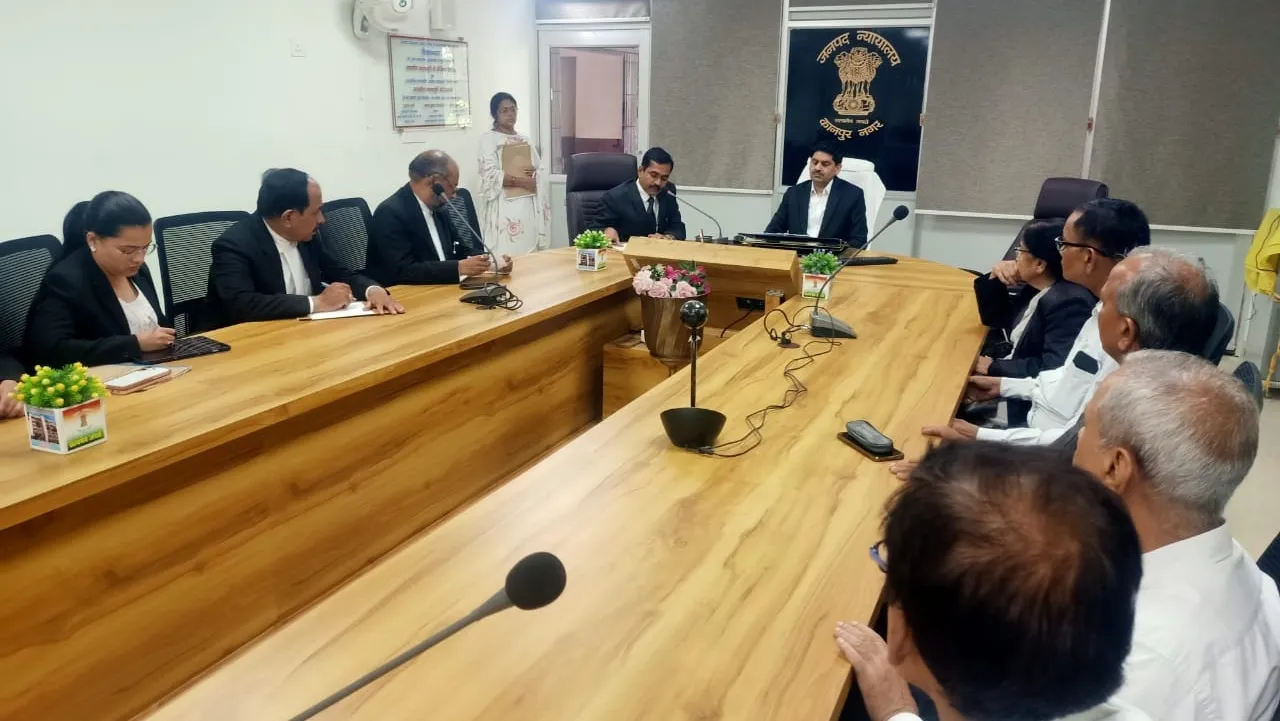 न्यायालयों के लंबित मामलों के समाधान हेतु 