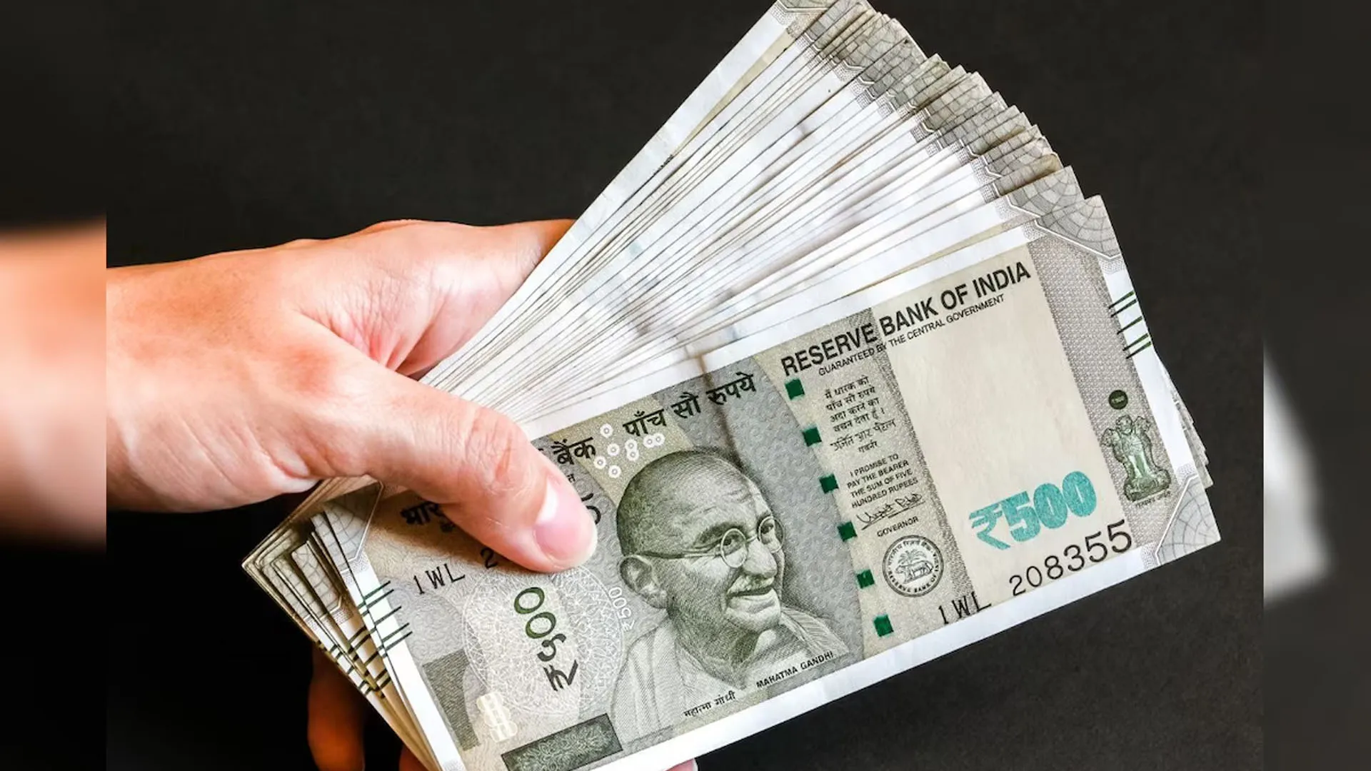 Bareilly: विश्वविद्यालय में लैब असिस्टेंट की नौकरी लगवाने के बहाने ठगे डेढ़ लाख