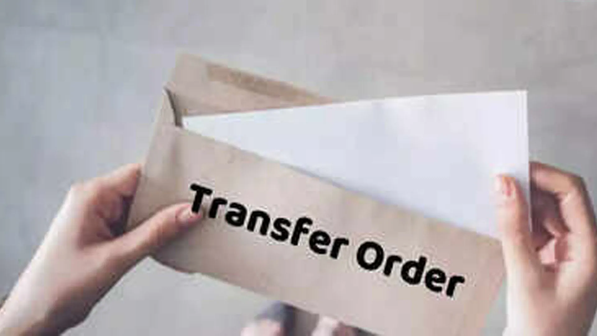 शाहजहांपुर: एडीएम ने किए 14 लेखपालों के तबादले...ये हुए इधर से उधर