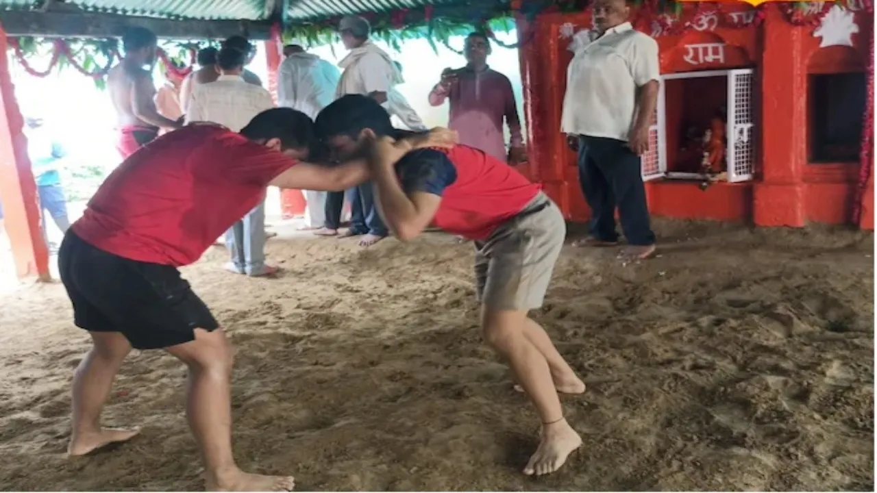 नागपंचमी पर अखाड़े में लड़कियों की धाक : पहलवान कशिश यादव बोलीं, लड़कियां किसी से कम नहीं...