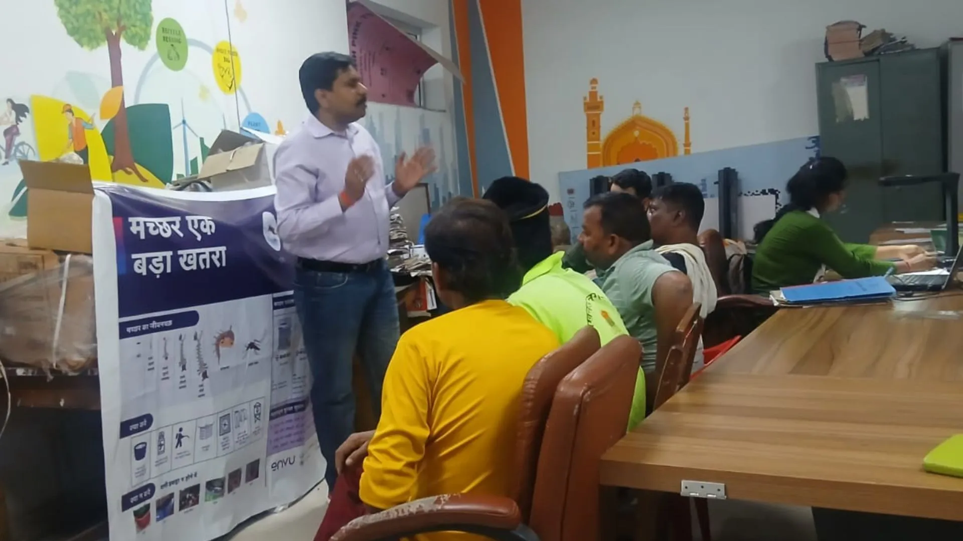 डेंगू-मलेरिया से बचाव के लिए फॉगिंग और एंटी लार्वा छिड़काव: नगर निगम की टीमों को दिया प्रशिक्षण, बताए बचाव के तरीके 