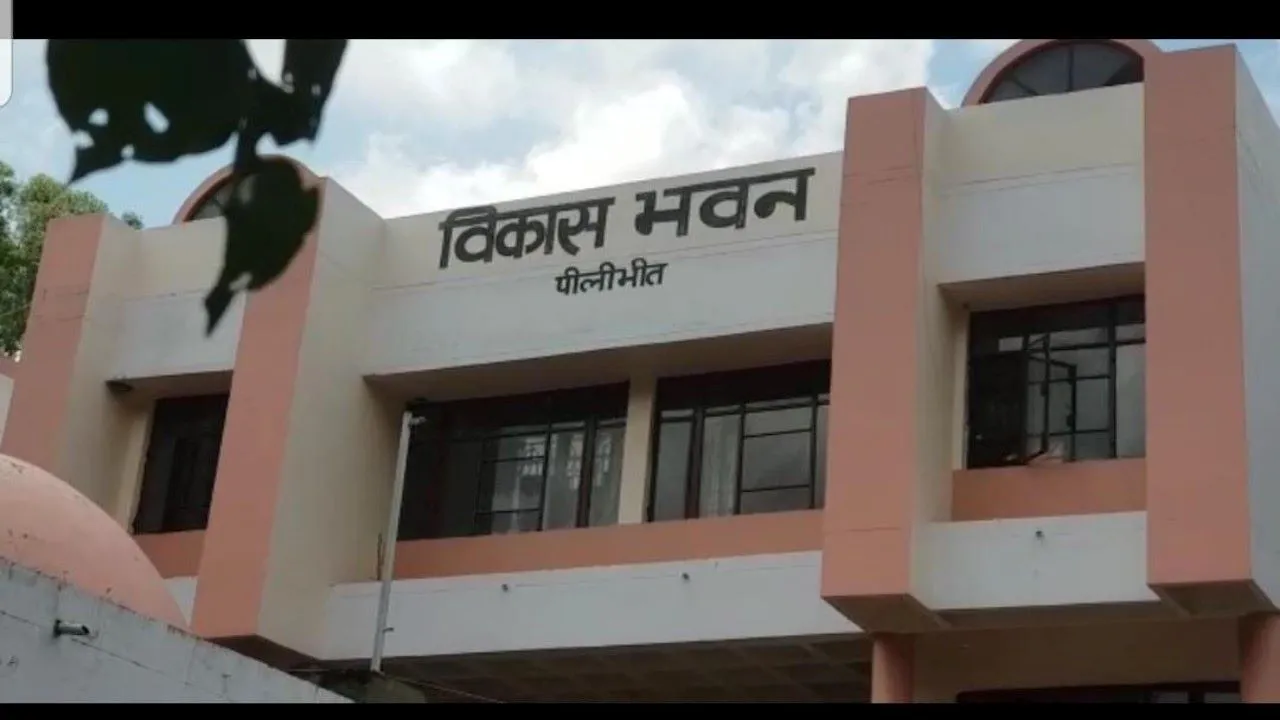 पीलीभीत: प्रधानों ने की शिकायत, माननीय का पत्र भी नहीं आया काम..पंचायत निरीक्षक उद्योग पर जिम्मेदार मेहरबान