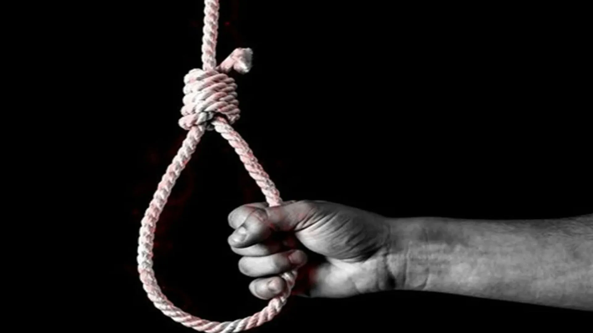 लखीमपुर खीरी: जिस कुंडे से पत्नी ने लगाई थी फांसी, उसी से लटककर पति ने भी दी जान