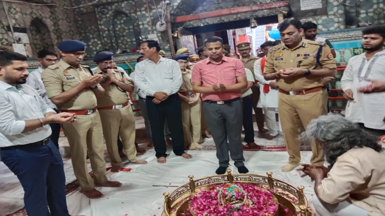  बाराबंकी : मंडलायुक्त और आईजी ने सावन मेले की तैयारियों का लिया जायजा