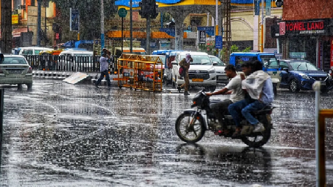 मानसून : यूपी में टुकड़ों में हो रही बारिश,  एनसीआर समेत पूरे उप्र. को झमाझम बारिश का इंतजार
