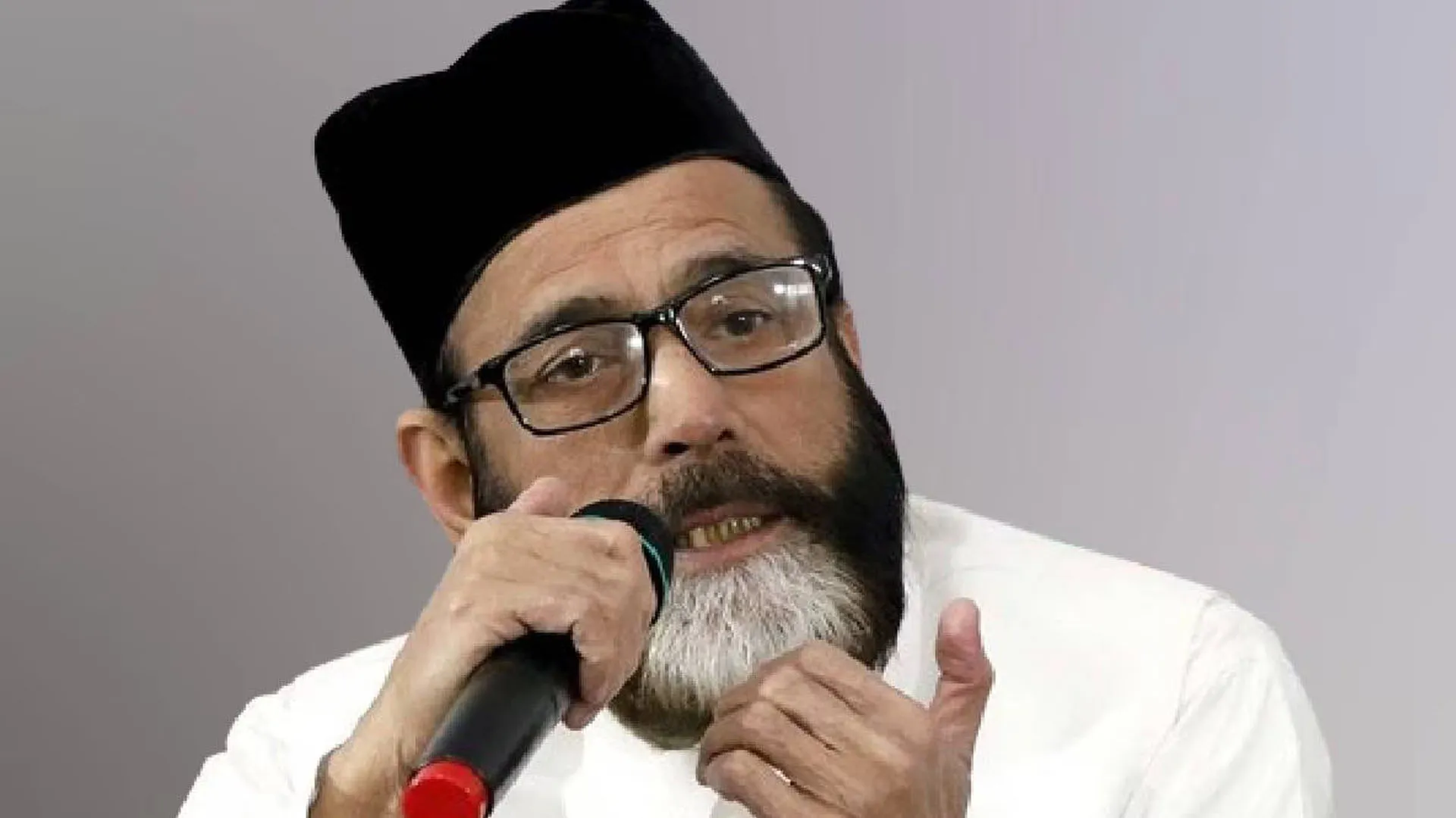 Bareilly: मौलाना तौकीर ने फिर उगला जहर...क्यों दे रहे हैं सड़क पर उतरने की चेतावनी