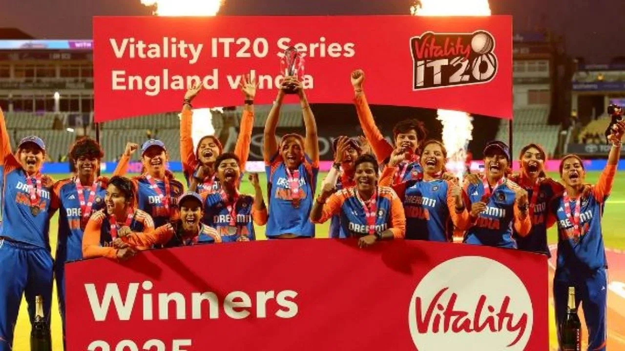 शेफाली के अर्धशतक के बावजूद हारा भारत, श्रृंखला 3-2 से जीती 