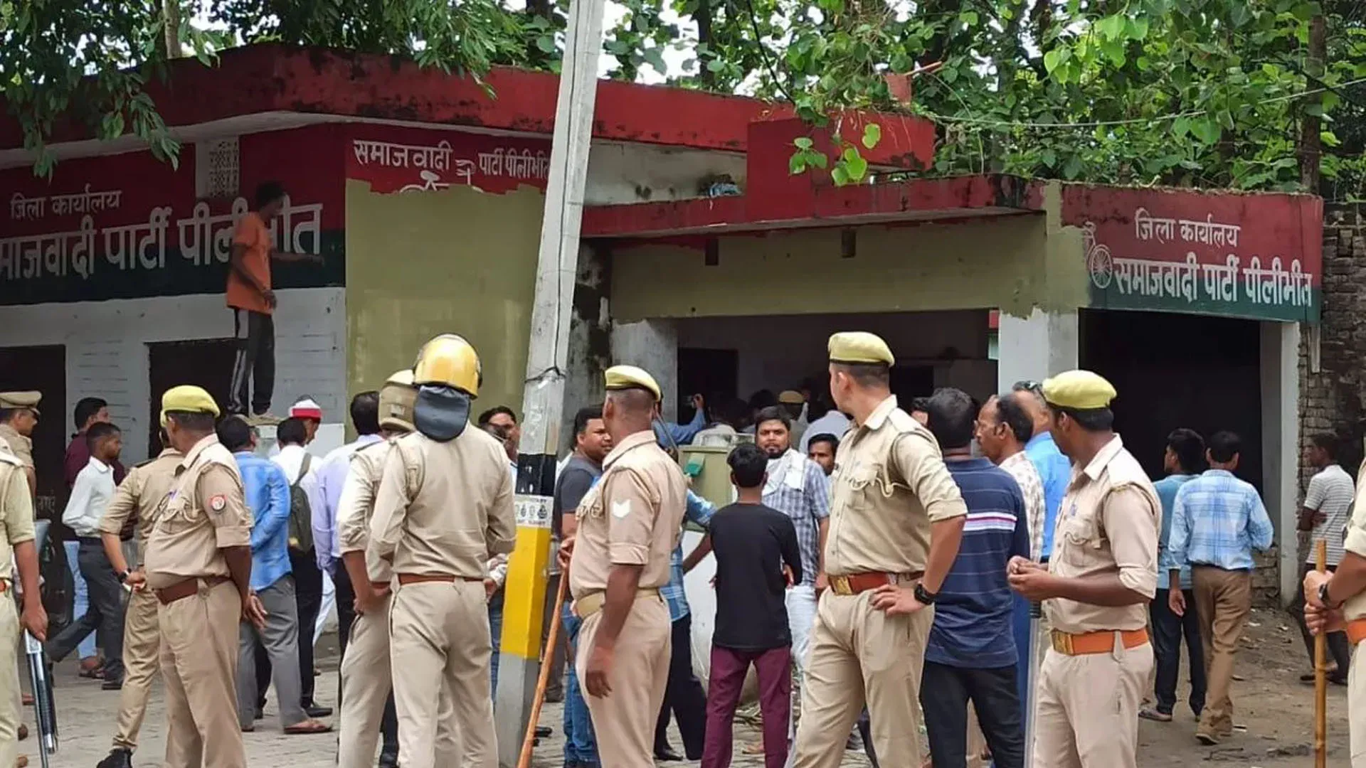 पीलीभीत: सपा कार्यालय खाली कराने के मामले में 24 को परखी जाएगी मौके की स्थिति