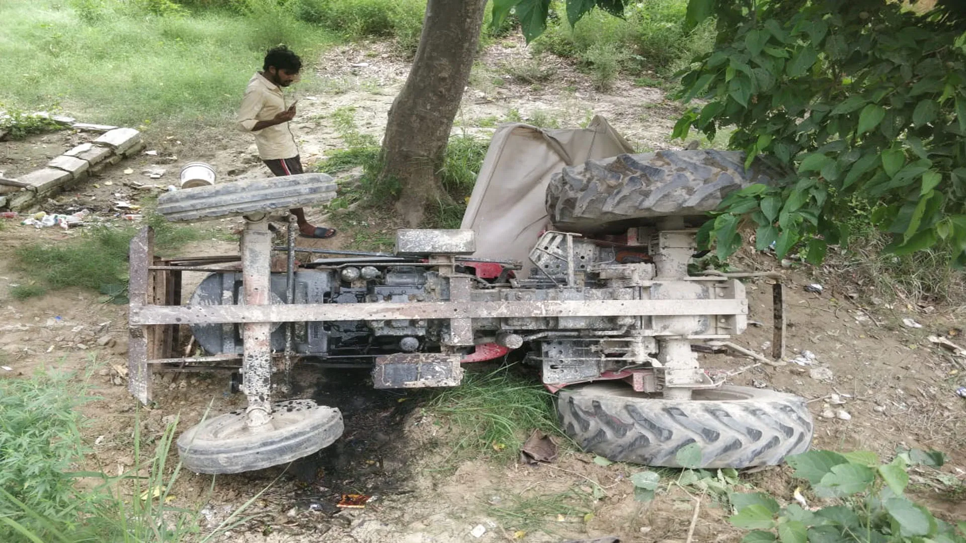 रामपुर: रोरा कला और टांडा बाजपुर मार्ग पर सड़क हादसों में चार घायल