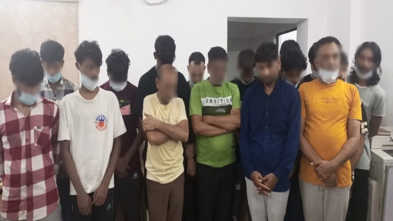 लखनऊ में ऑनलाइन बेटिंग गेम का खुलासा : 16 साइबर ठगों के पास से 1.07 करोड़ रुपये बरामद, हवाला का खेल भी उजागर