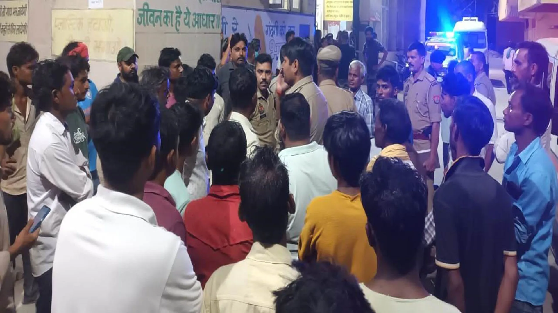 पीलीभीत: महिला अस्पताल में जच्चा-बच्चा की मौत के बाद हंगामा