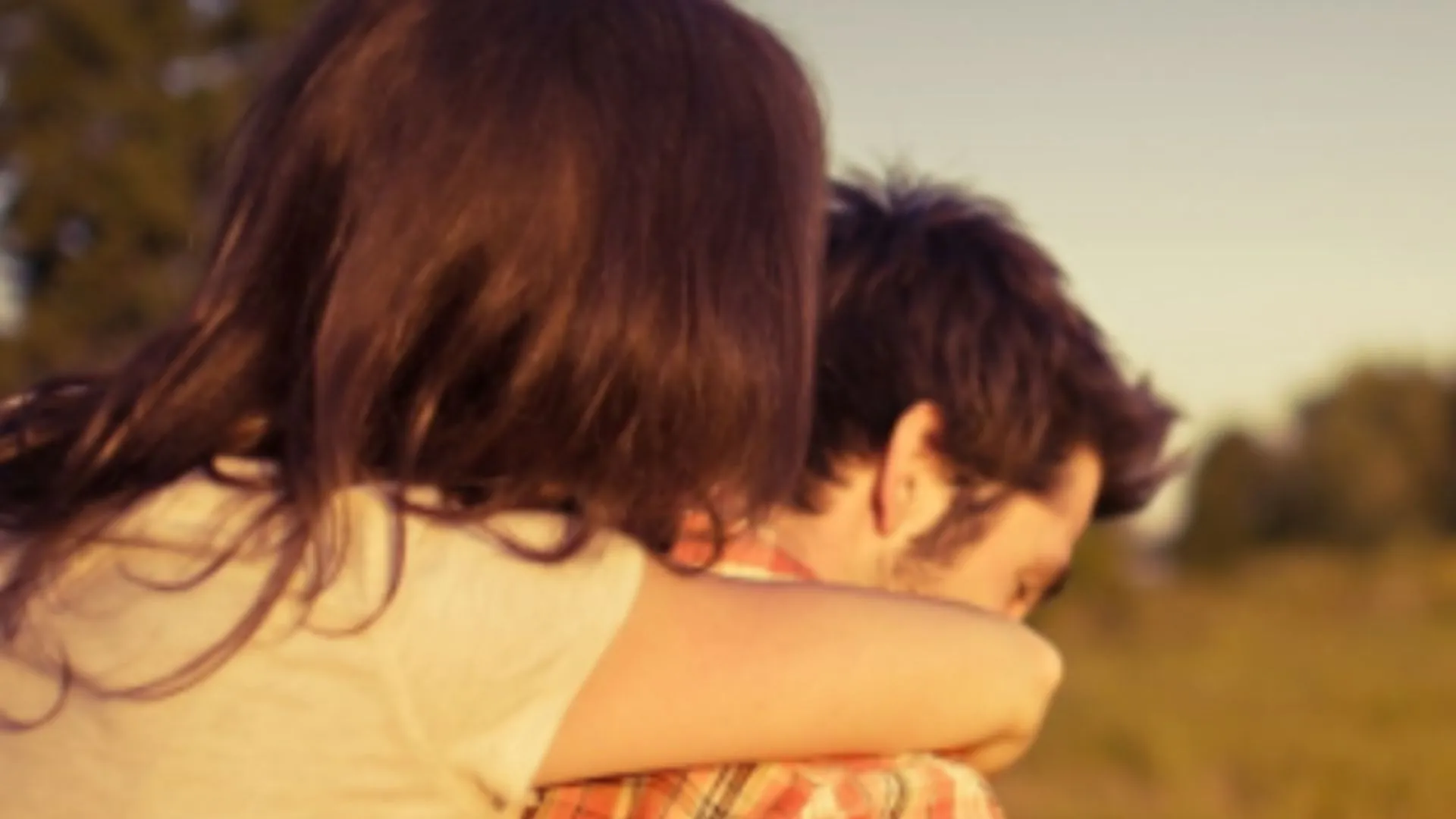 Happy National Girlfriends Day 2025: अपने पार्टनर को अच्छा महसूस कराने का दिन, पश्चिमी देशों से इसका रोमांटिक कनेक्शन