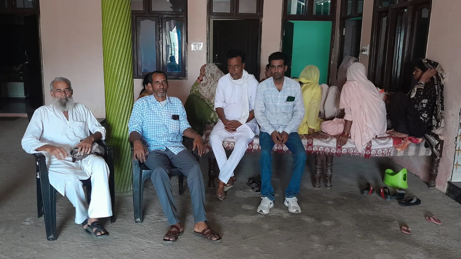 रामपुर : घर में घुसकर अकेले सो रहे युवक से मारपीट, हाथ पैर बांधकर हुए फरार