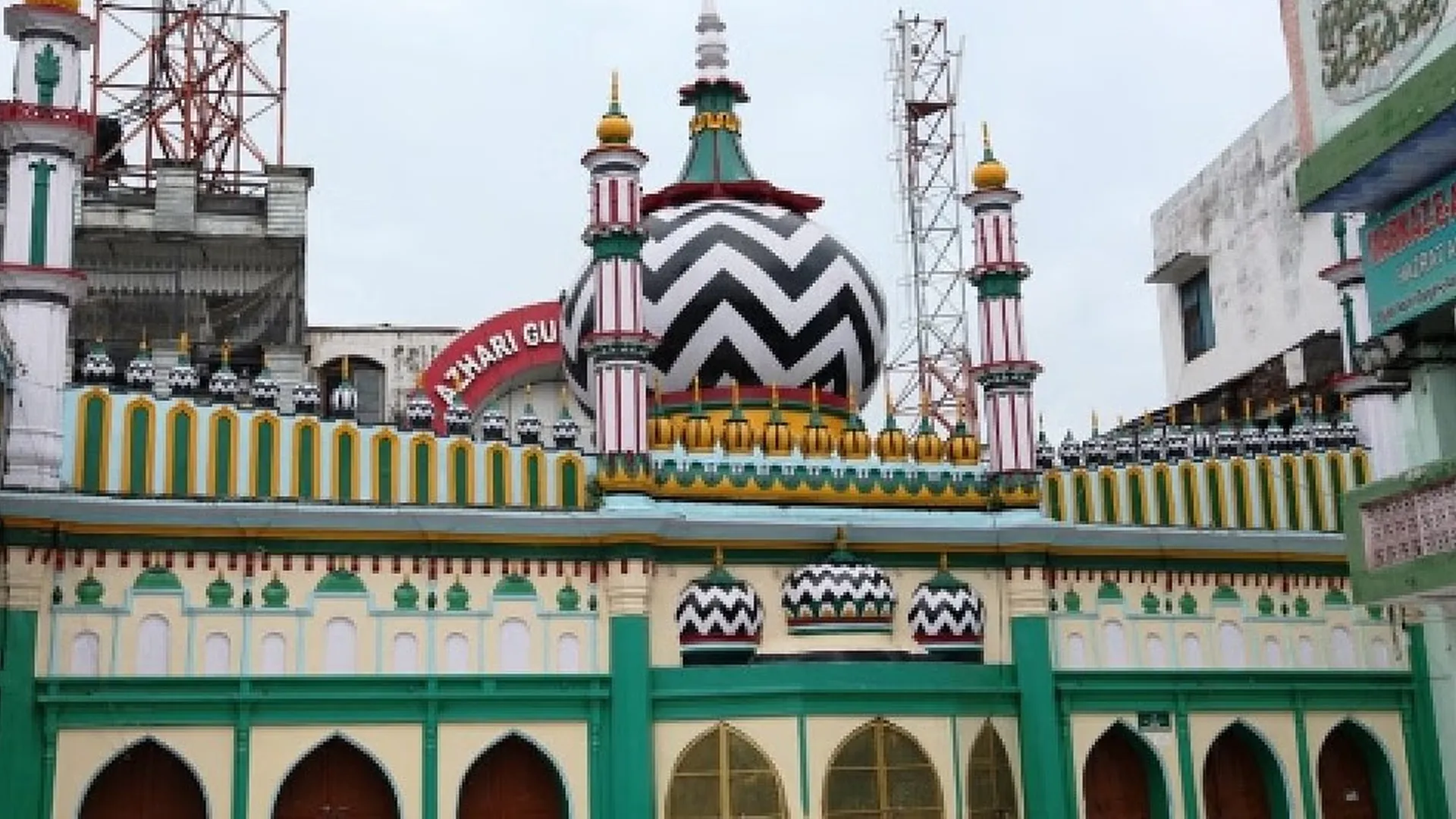 बरेली : उर्स-ए-रजवी की तैयारी में जुटा नगर निगम, सड़क और नाली ठीक कराई जाएंगी