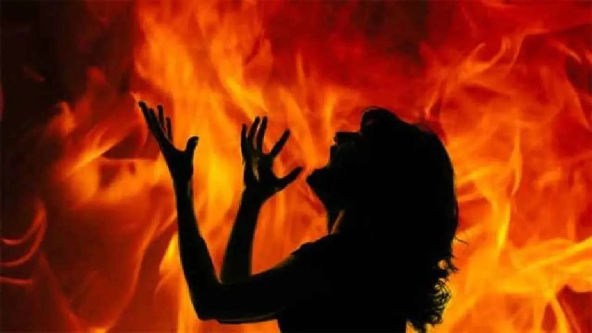 अमरोहा : सिपाही ने पत्नी को जिंदा जलाया, दिल्ली में भर्ती