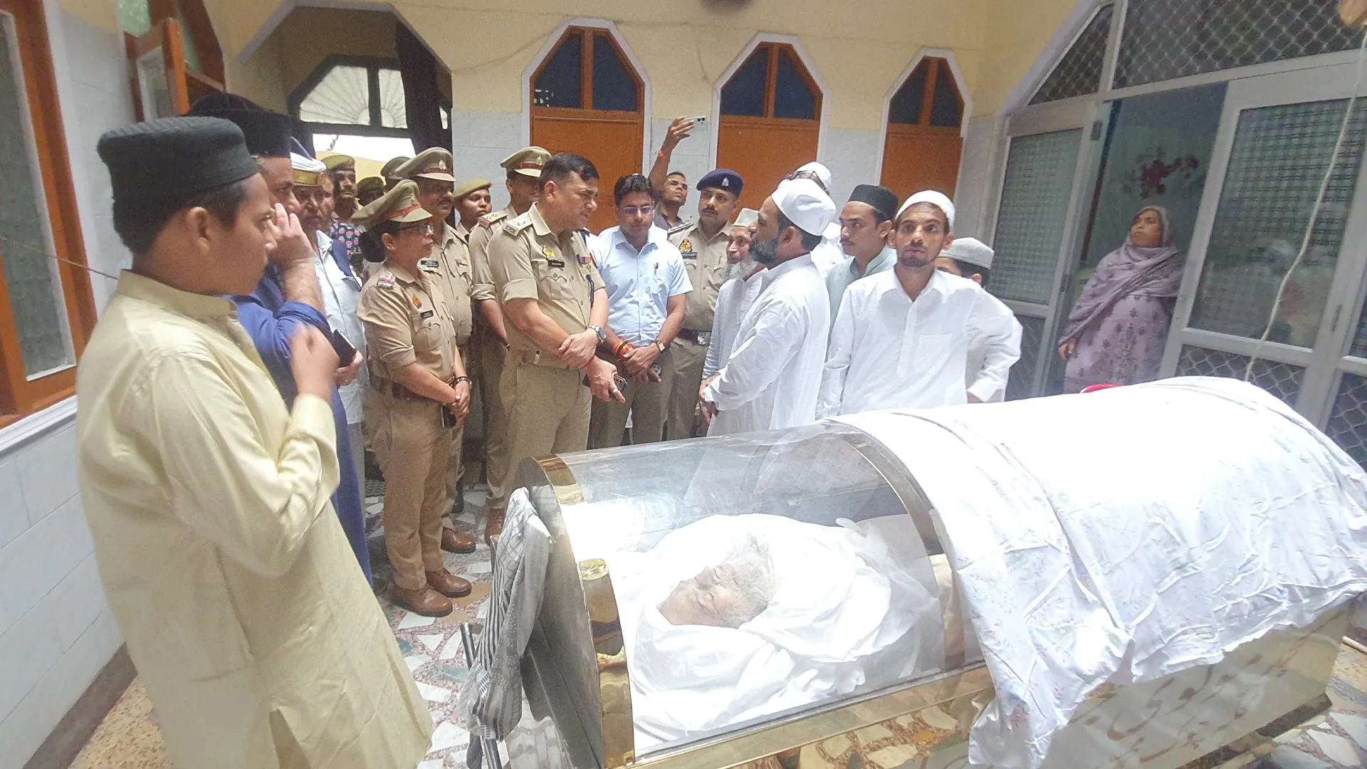 रामपुर : अमेरिका से रामपुर पहुंचा शहर इमाम का जनाज़ा, आज होंगे सुपुर्द ए खाक