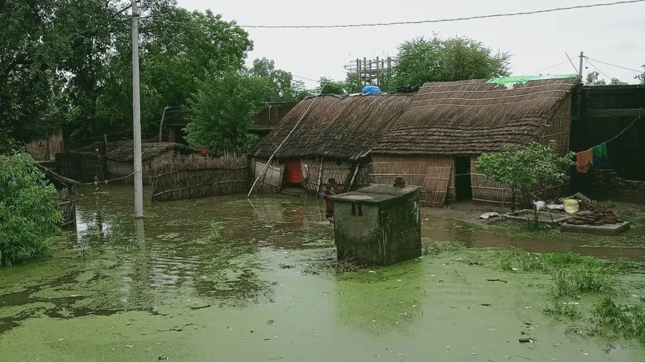 बाराबंकी: 53 सेमी ऊपर सरयू का जलस्तर स्थिर, हजारों लोग प्रभावित