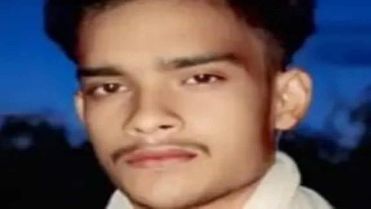 सीतापुर: प्रेम प्रसंग का दर्दनाक अंत, प्रेमी के मौत की खबर सुनते ही प्रेमिका ने किया सुसाइड, गांव में मातम, जानें पूरा मामला